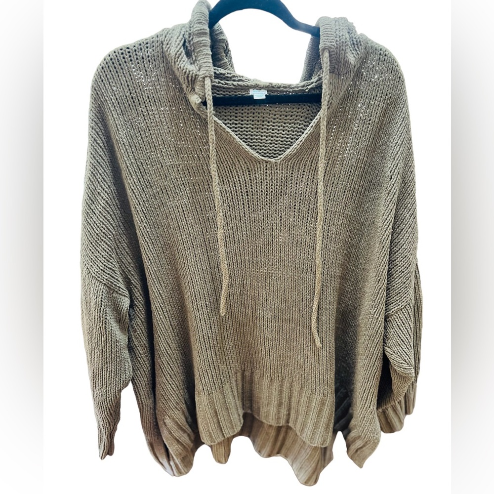 Olive green aerie oversize hooded sweater size L